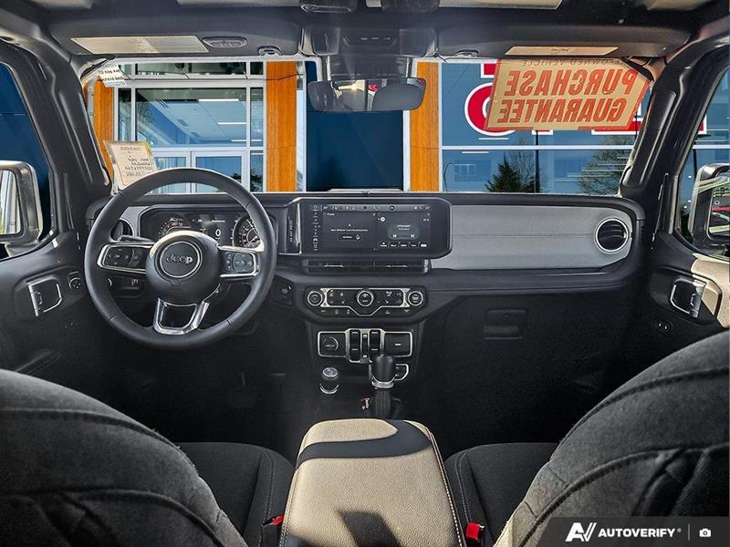 jeep Wrangler 2024 - 24