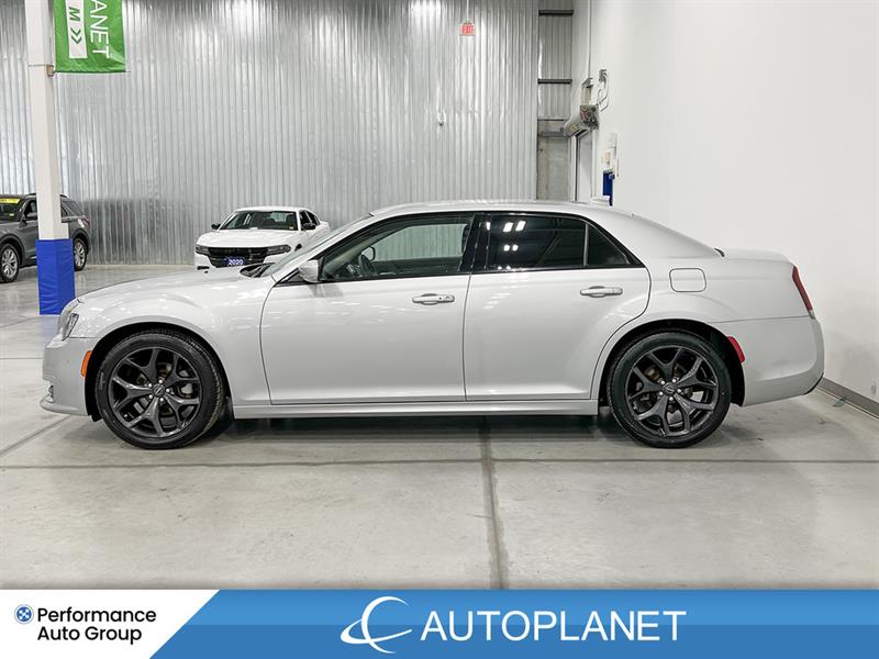 chrysler 300 2022 - 9