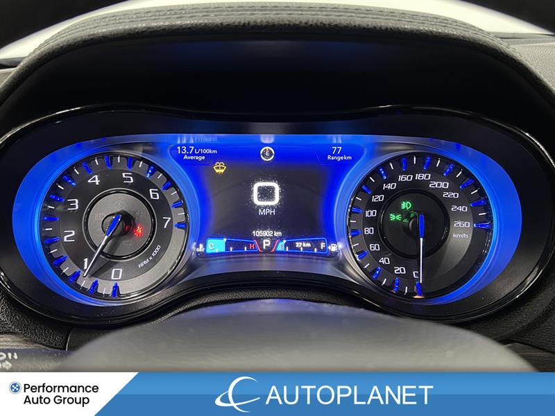 chrysler 300 2022 - 12