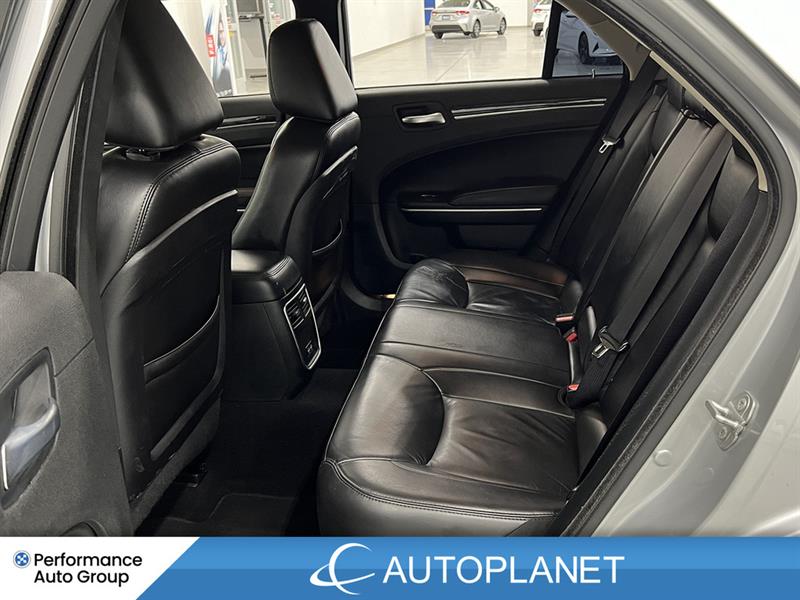 chrysler 300 2022 - 14