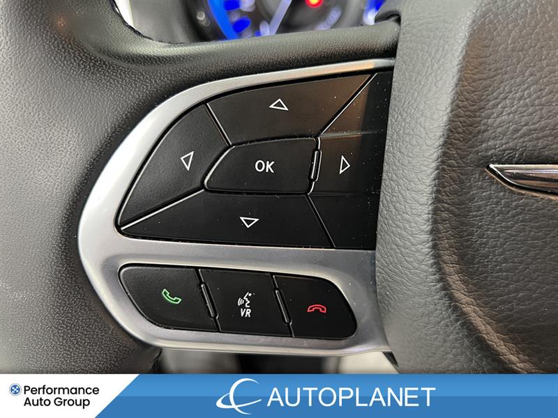 chrysler 300 2022 - 15