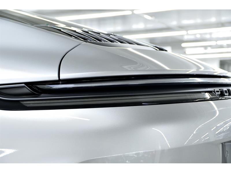 porsche 911 2025 - 12