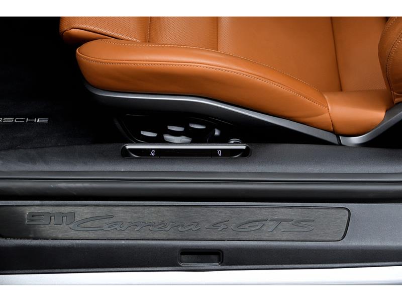 porsche 911 2025 - 21