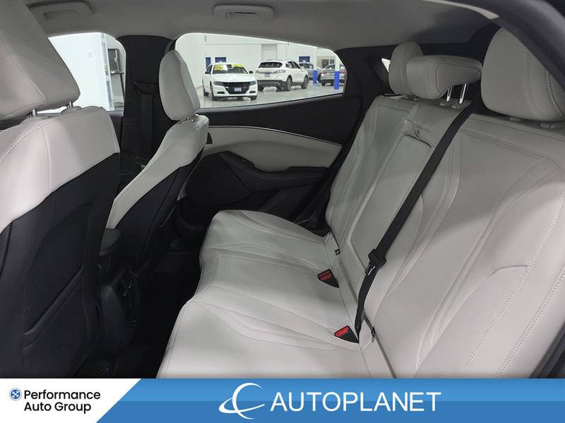 ford Mustang Mach-E 2023 - 27