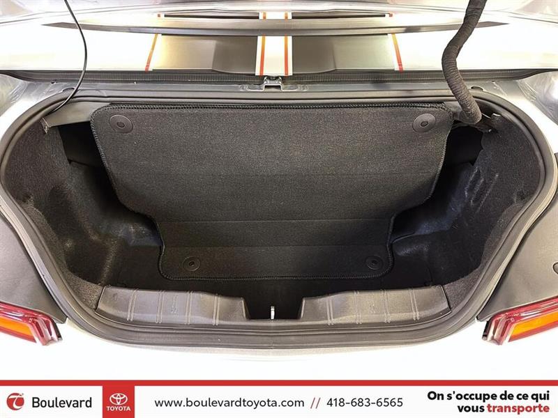 chevrolet Camaro 2016 - 24