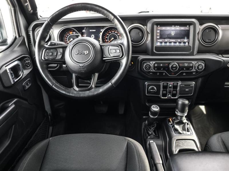 jeep Wrangler 2022 - 12