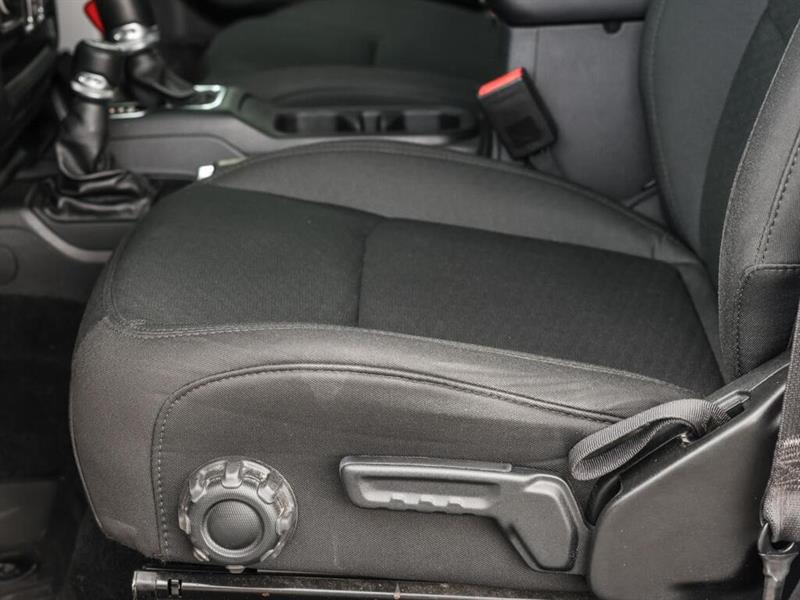 jeep Wrangler 2022 - 14