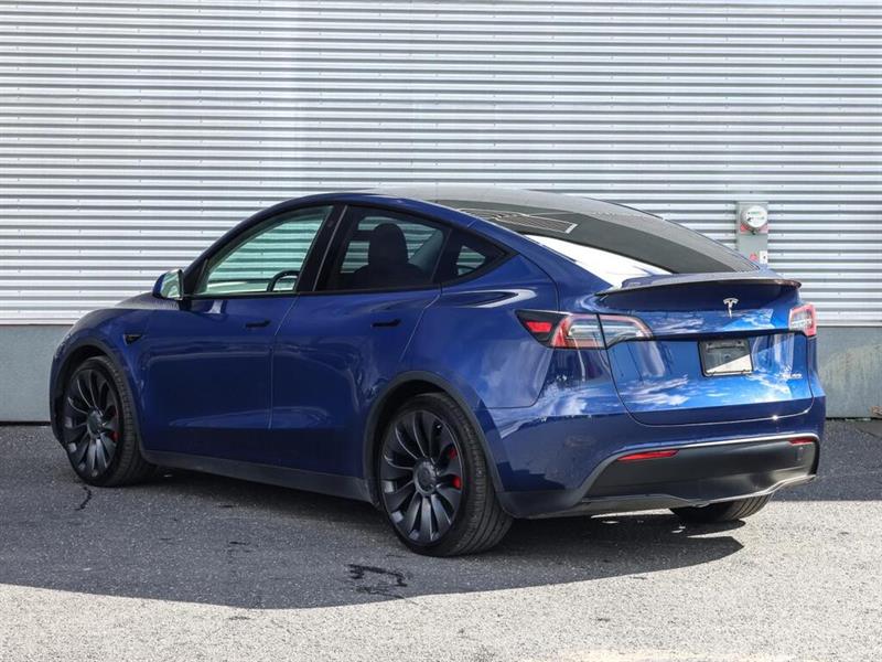tesla Model Y 2022 - 4