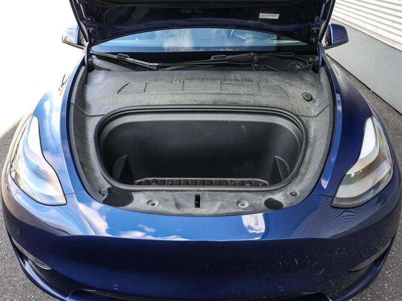 tesla Model Y 2022 - 9