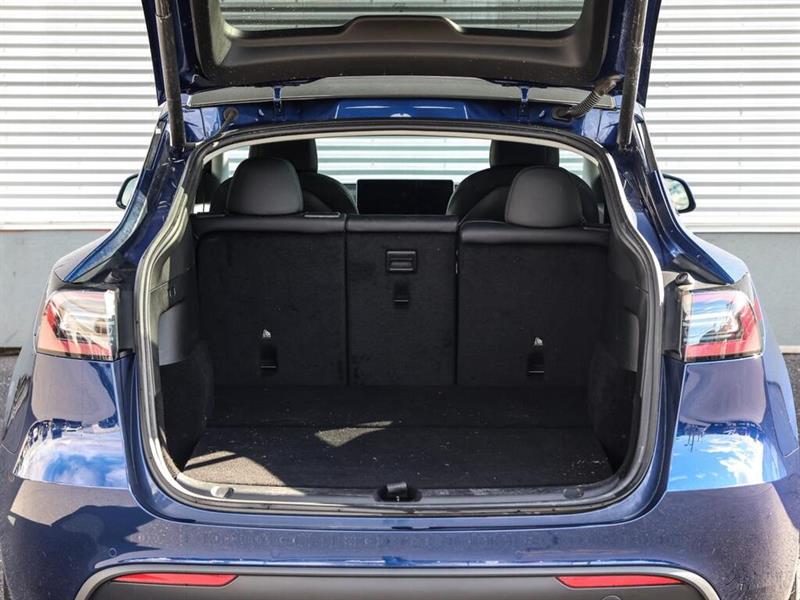tesla Model Y 2022 - 10
