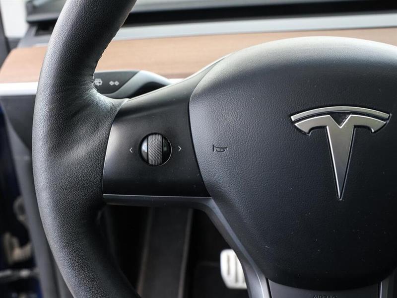 tesla Model Y 2022 - 28