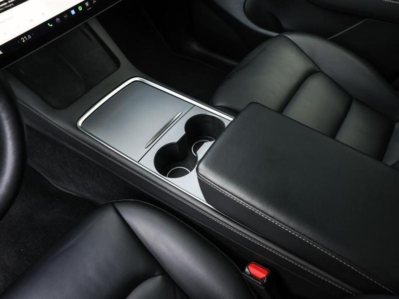 tesla Model Y 2022 - 32