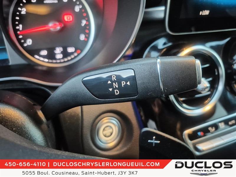 mercedes-benz GLC 2022 - 21