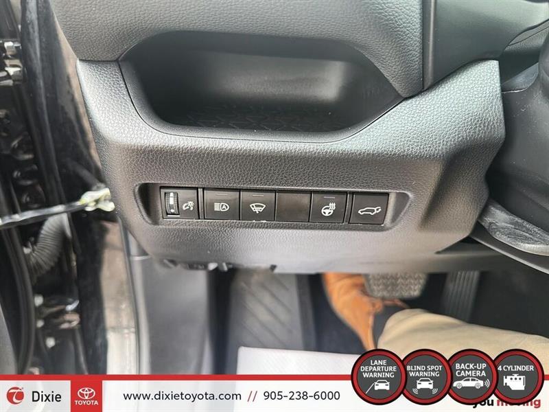 toyota RAV4 2022 - 13