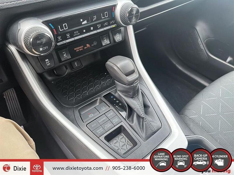 toyota RAV4 2022 - 17