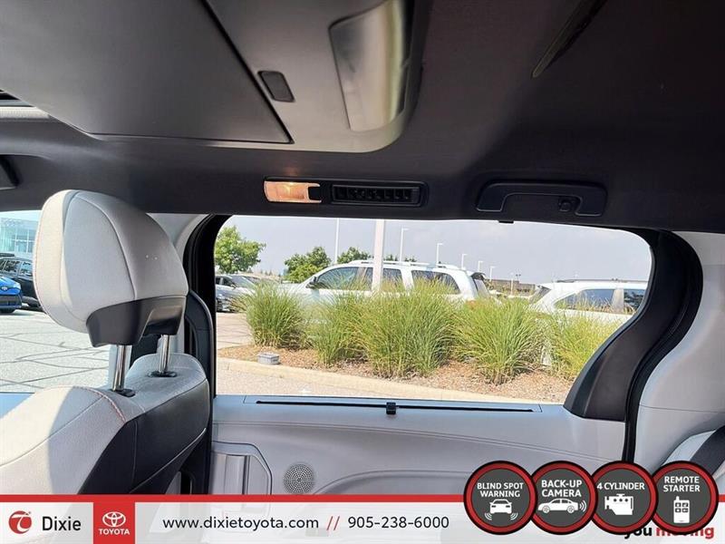 toyota Sienna 2023 - 54