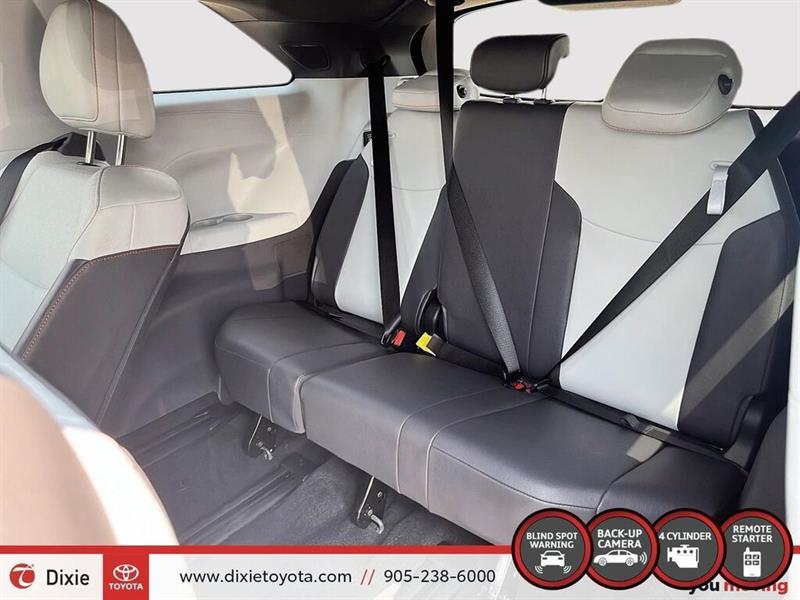 toyota Sienna 2023 - 60