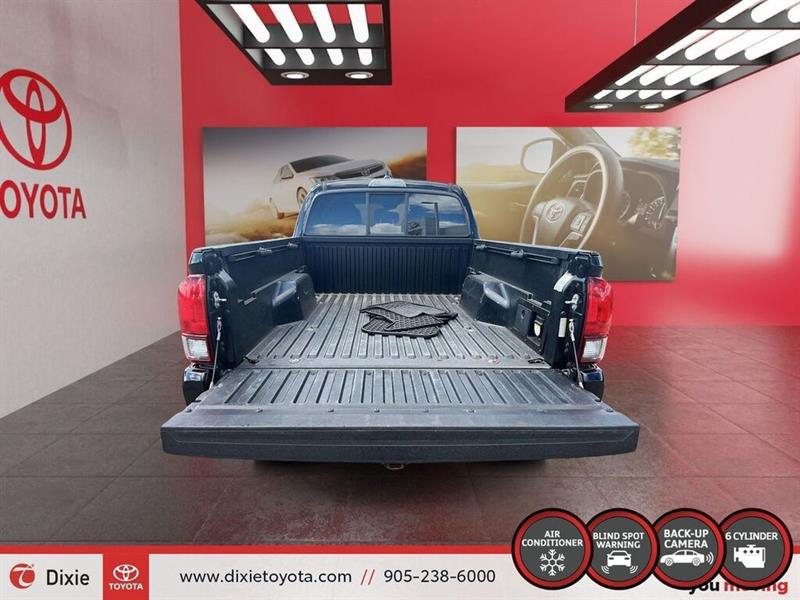 toyota Tacoma 2022 - 27