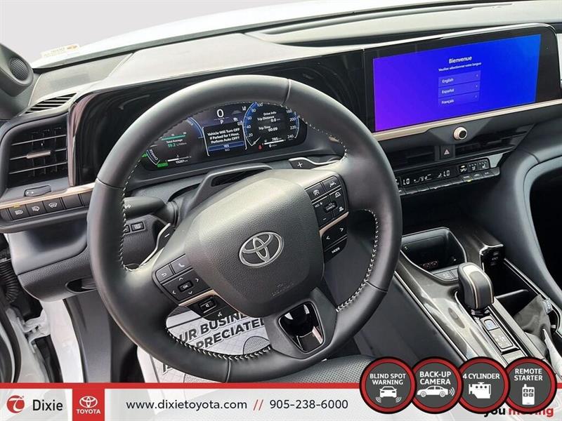 toyota Crown Signia 2025 - 18