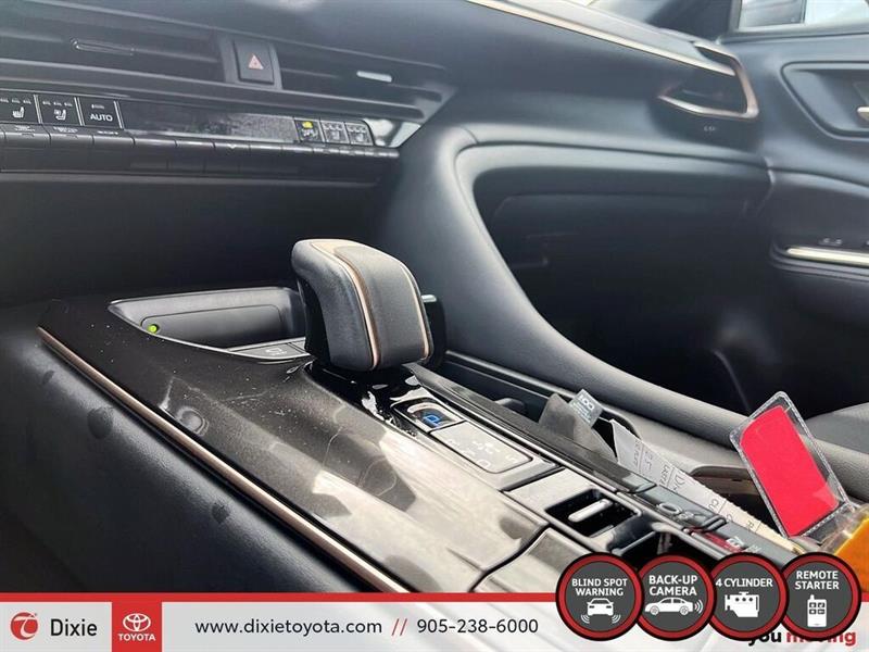 toyota Crown Signia 2025 - 23