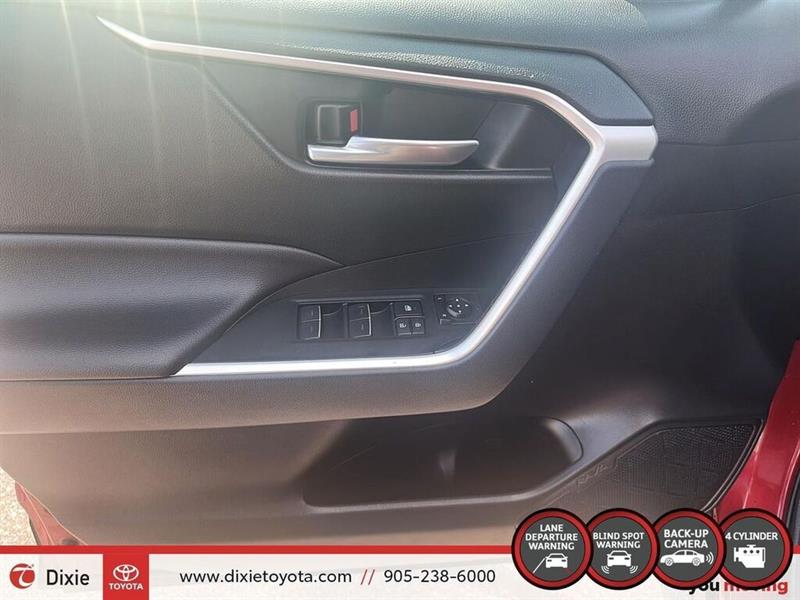 toyota RAV4 2022 - 8