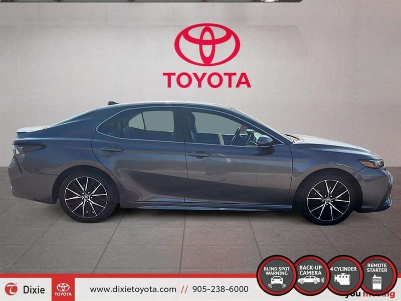 toyota Camry 2021 - 4