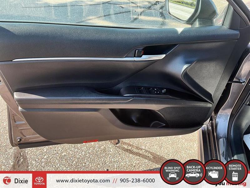 toyota Camry 2021 - 9