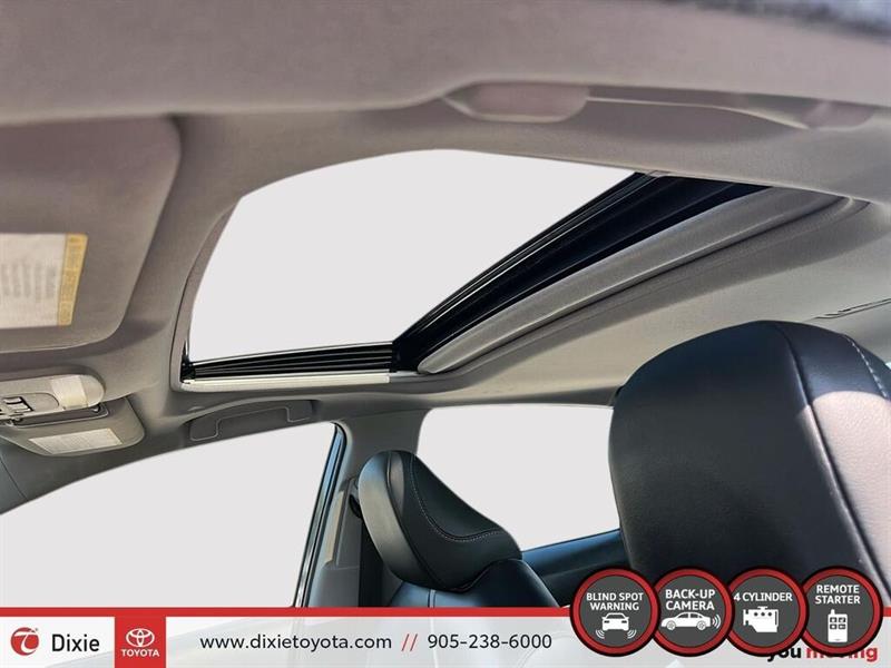 toyota Camry 2021 - 13