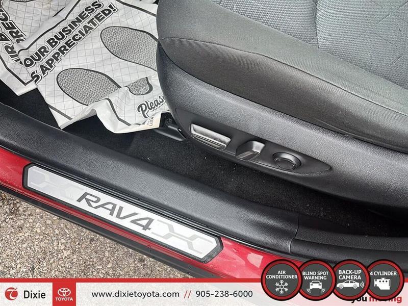 toyota RAV4 2022 - 16