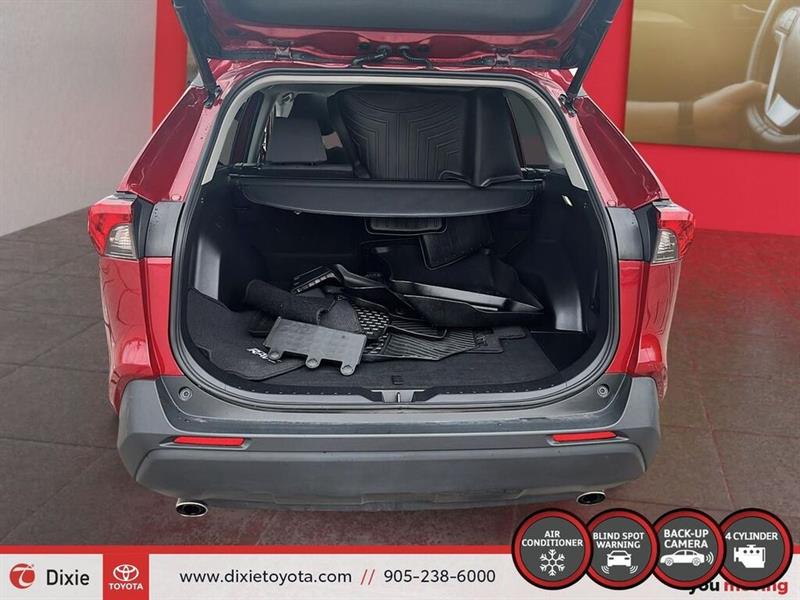 toyota RAV4 2022 - 32