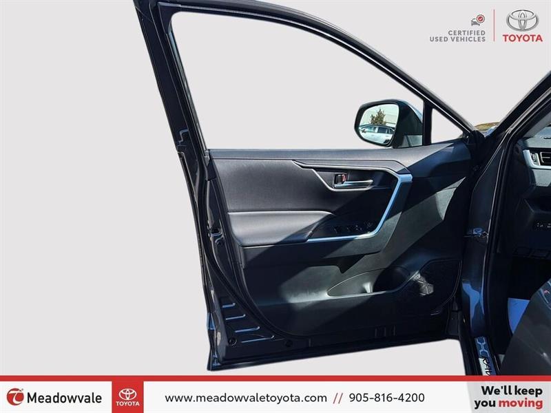 toyota RAV4 2022 - 8