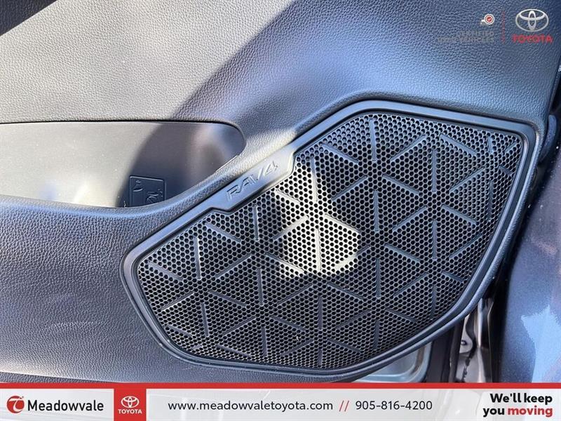 toyota RAV4 2022 - 12