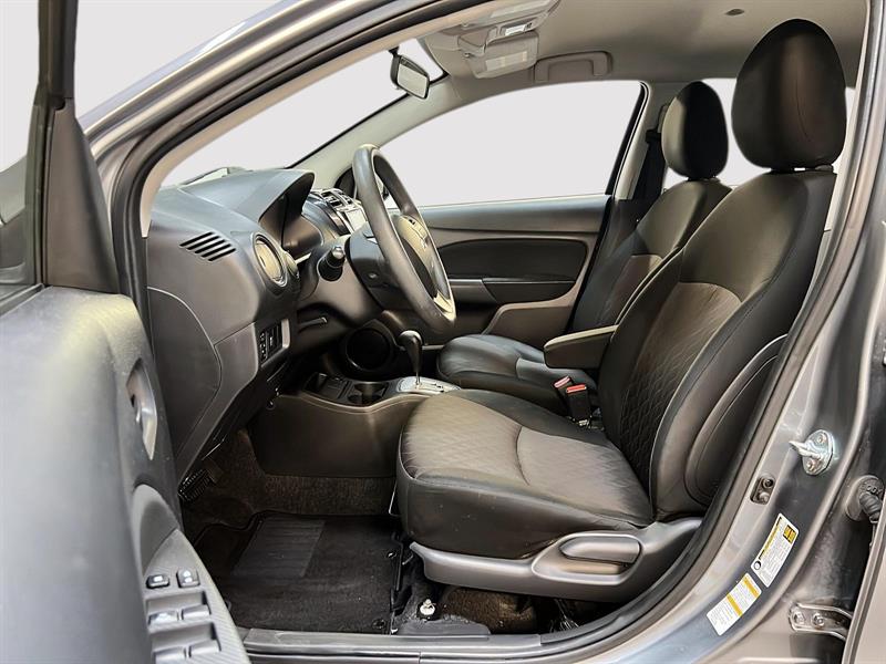 mitsubishi Mirage 2023 - 7