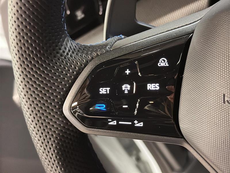 volkswagen Golf R 2025 - 23