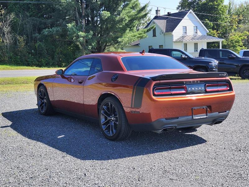 dodge Challenger 2020 - 12
