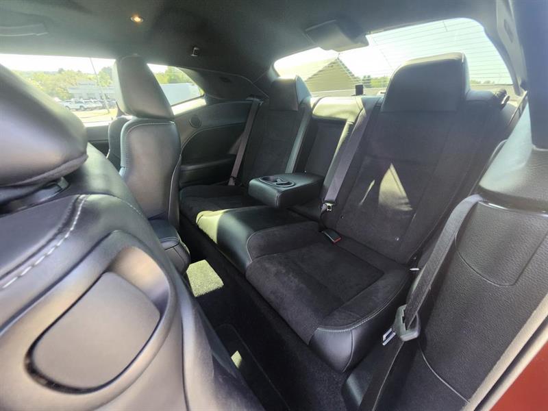 dodge Challenger 2020 - 21