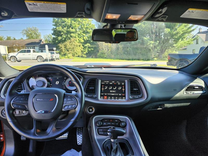 dodge Challenger 2020 - 22