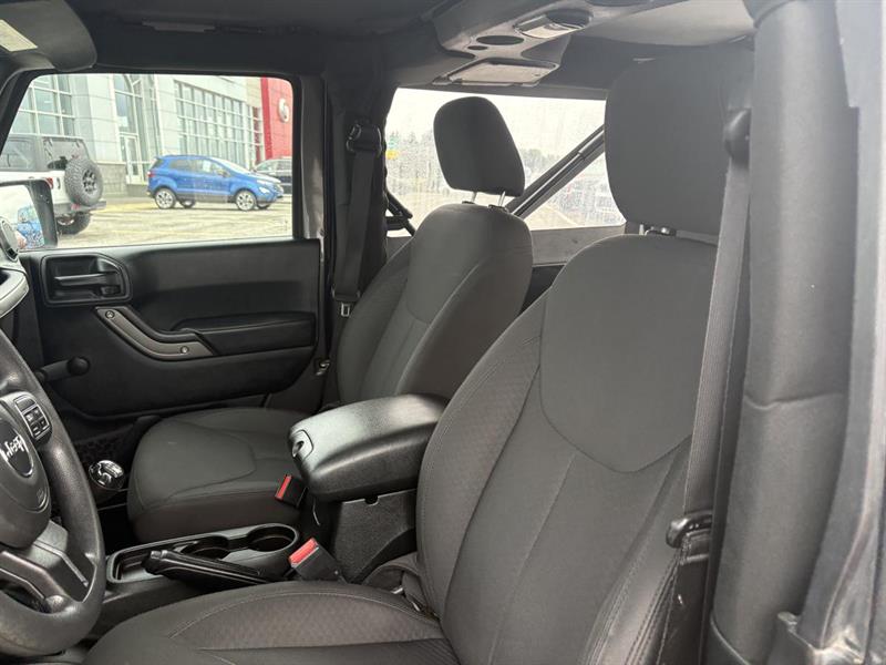 jeep Wrangler 2018 - 12