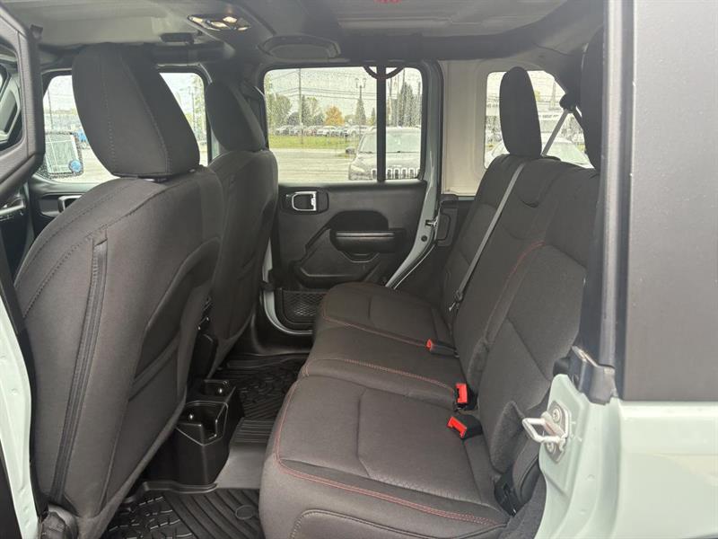 jeep Wrangler 4 Door 2023 - 15