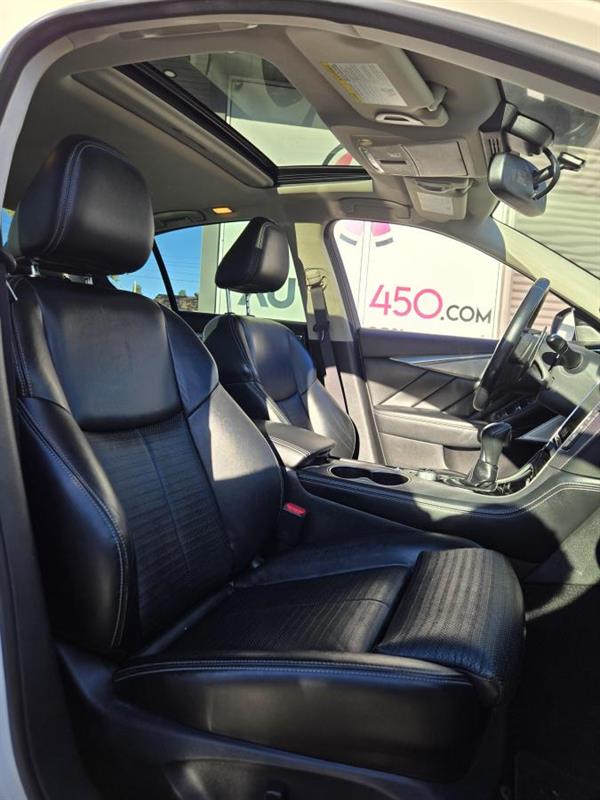 infiniti Q50 2017 - 11