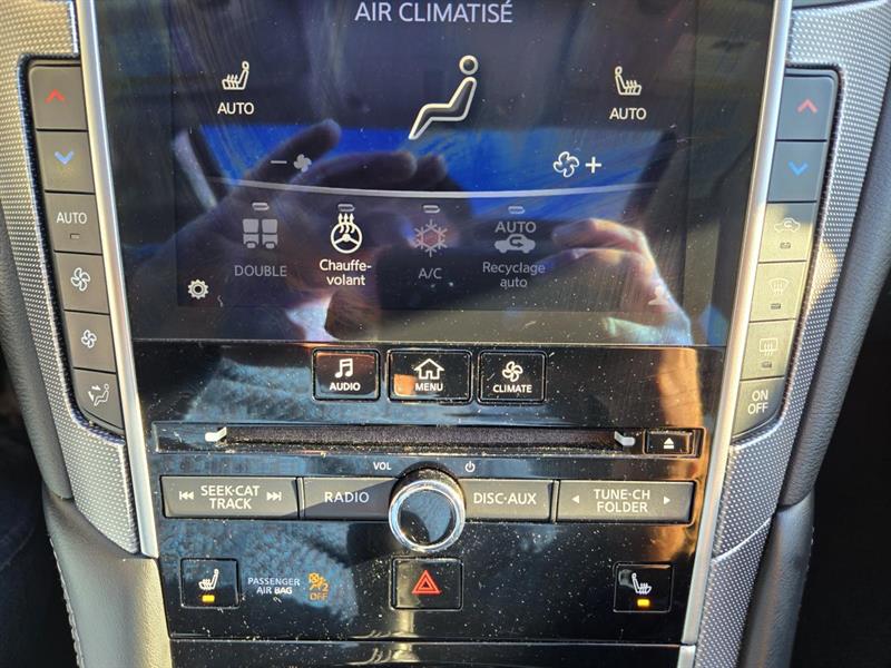 infiniti Q50 2017 - 24