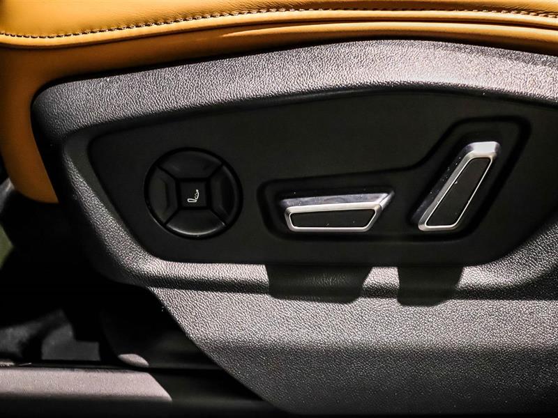 audi RS Q8 2025 - 18