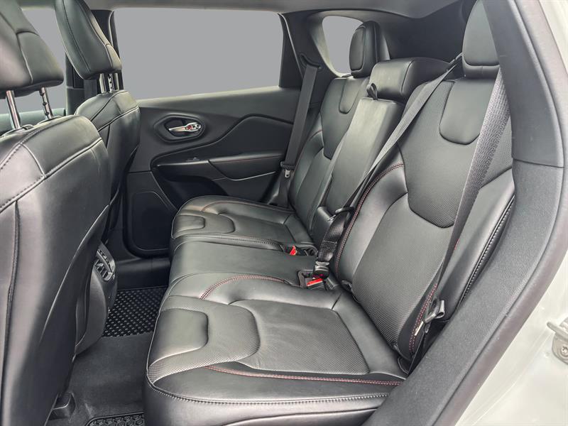 jeep Cherokee 2023 - 21