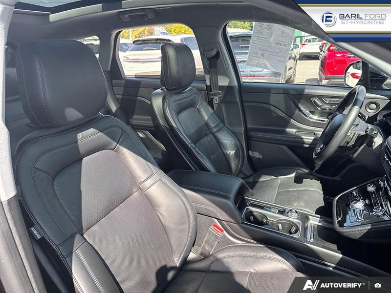 lincoln Corsair 2022 - 19