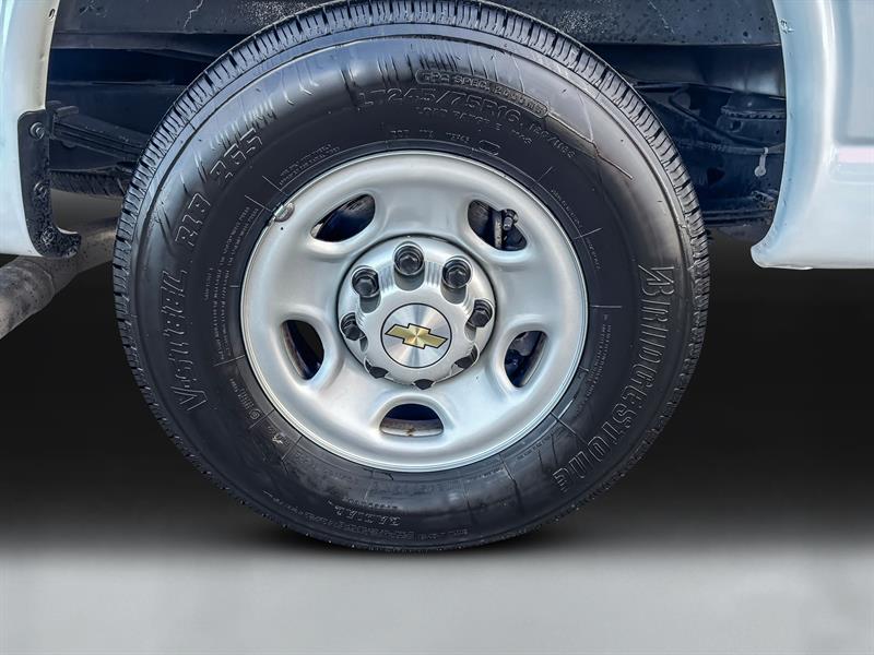 chevrolet Fourgonnette Express utilitaire 2024 - 9