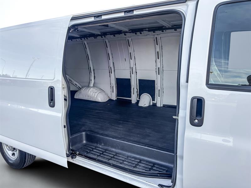 chevrolet Fourgonnette Express utilitaire 2024 - 18