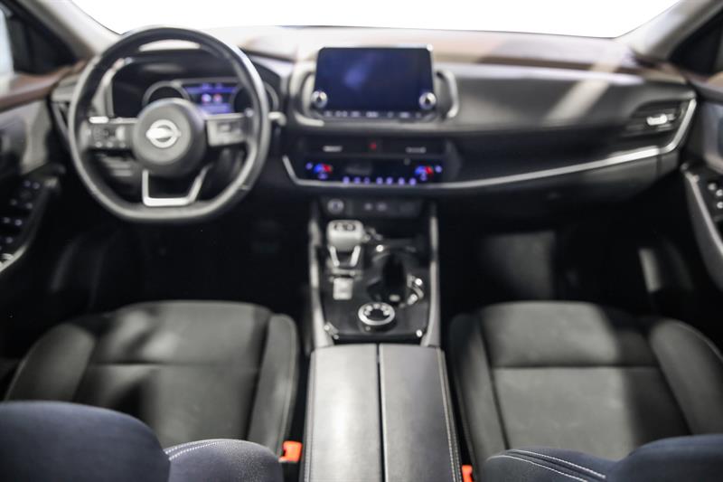 nissan Rogue 2023 - 24