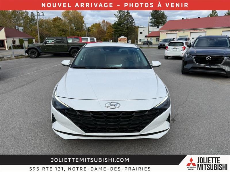 hyundai Elantra 2022