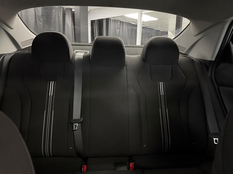 hyundai Elantra 2021 - 17