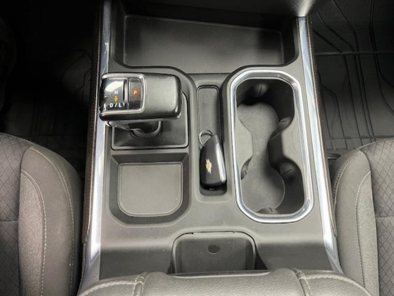 chevrolet Silverado 1500 2023 - 26